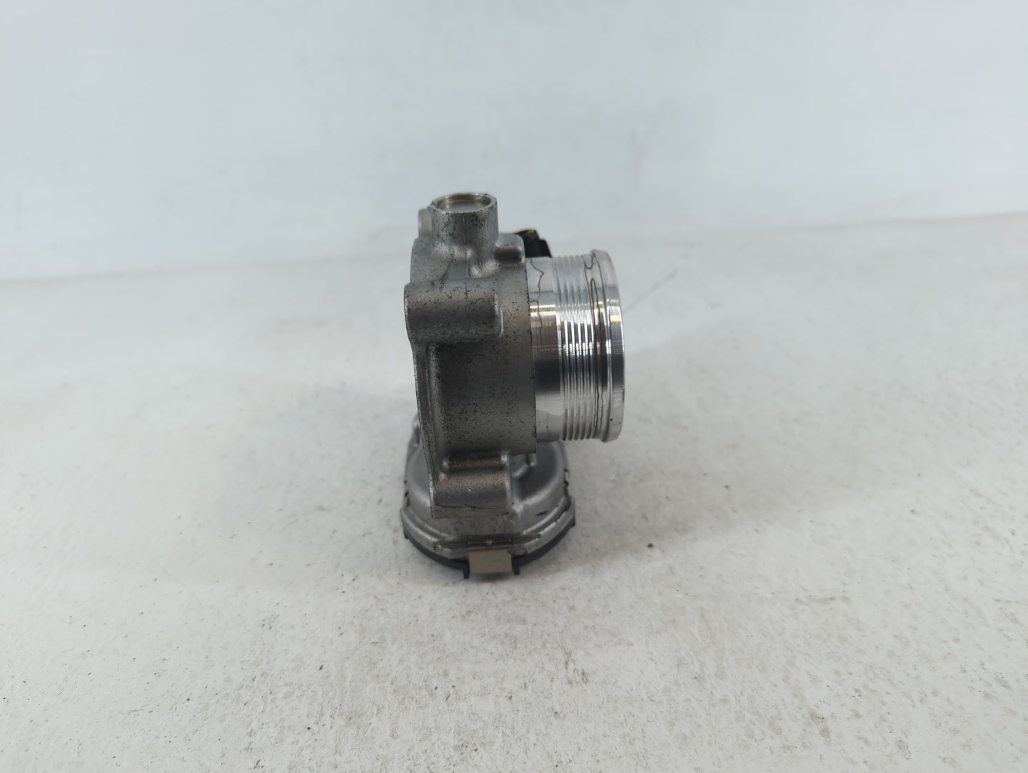 2017-2020 Lincoln Mkz Throttle Body P/N:DS7E-9F991-BB Fits Fits 2014 2015 2016 2017 2018 2019 2020 2021 2022 OEM Used Auto P