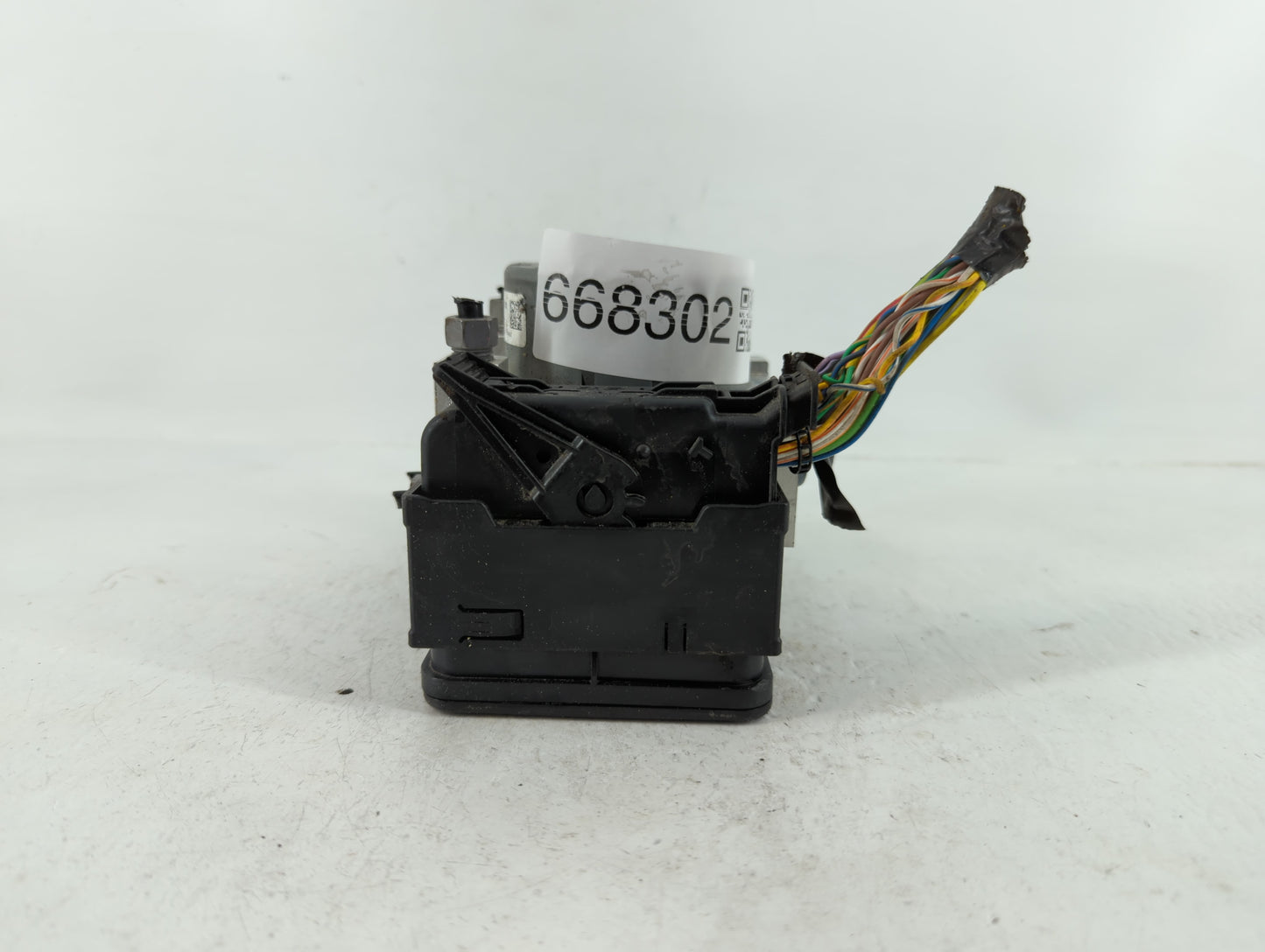 2019-2020 Lincoln Mkz ABS Pump Control Module Replacement P/N:KG9C-2B373-CD Fits Fits 2019 2020 OEM Used Auto Parts - Oemuse