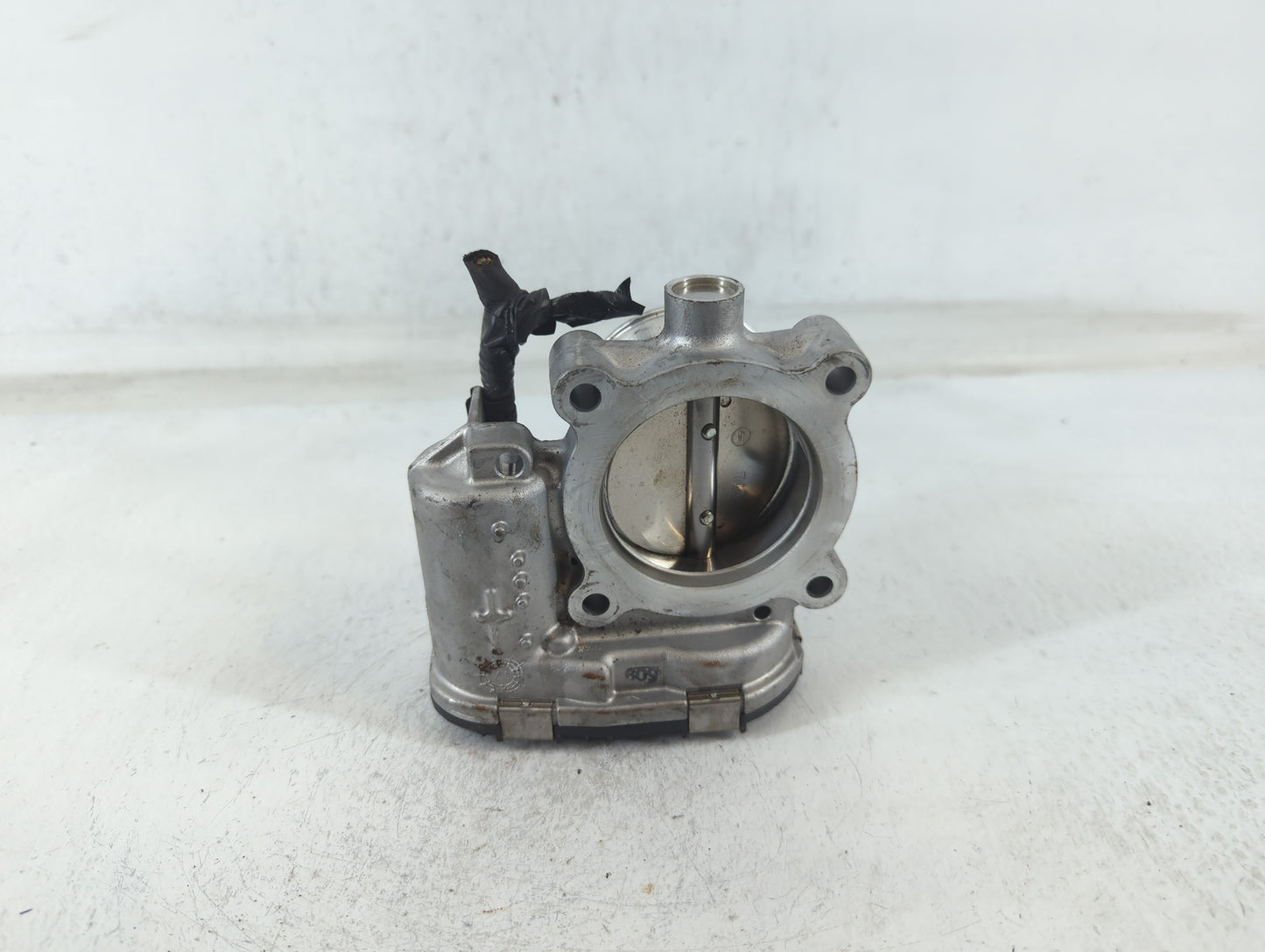 2017-2020 Lincoln Mkz Throttle Body P/N:B33TB DS7E-9F991-BB Fits Fits 2014 2015 2016 2017 2018 2019 2020 2021 2022 OEM Used 