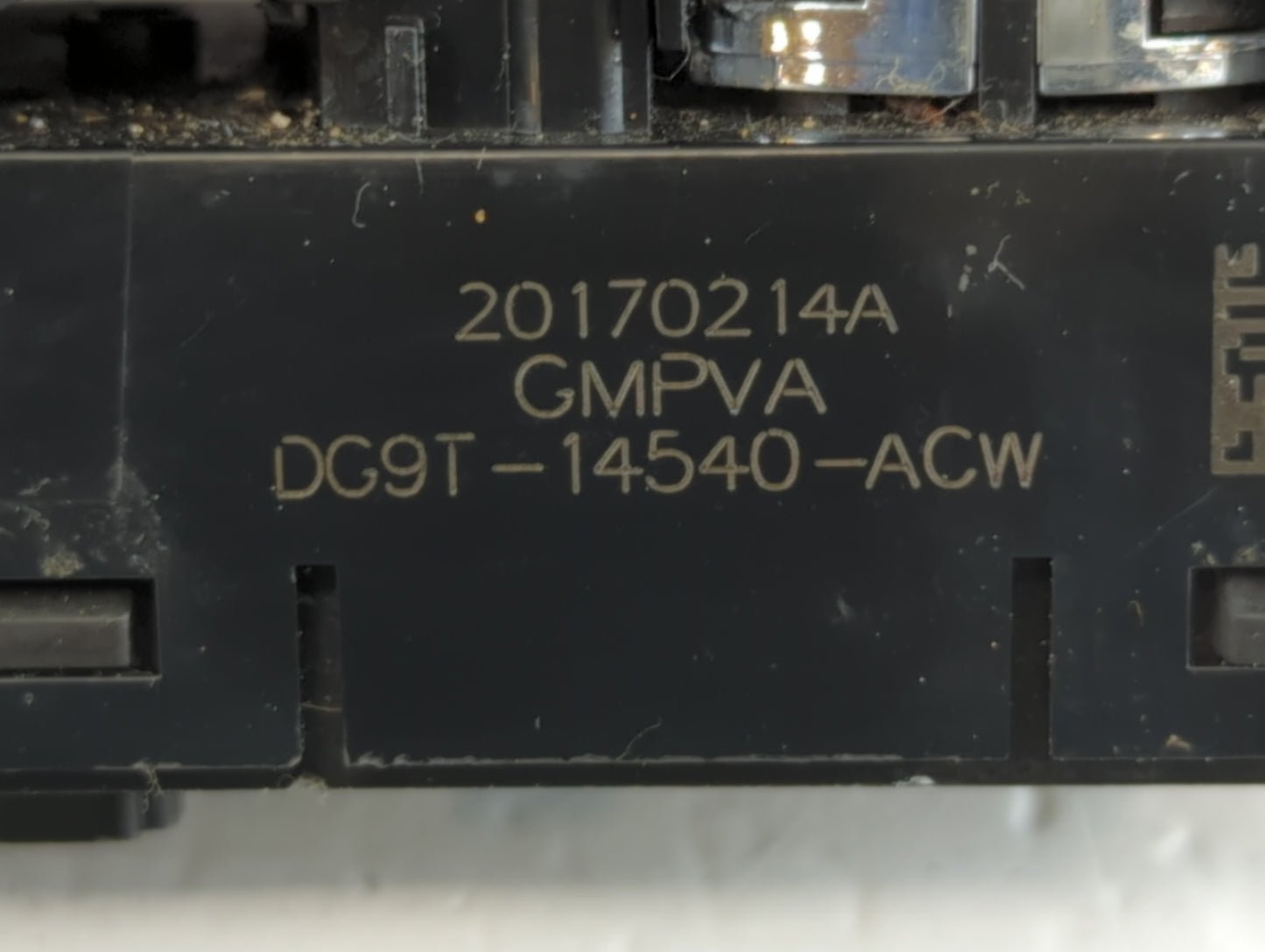 2013-2020 Lincoln Mkz Master Power Window Switch Replacement Driver Side Left P/N:DG9T-14540-ACW Fits OEM Used Auto Parts - 