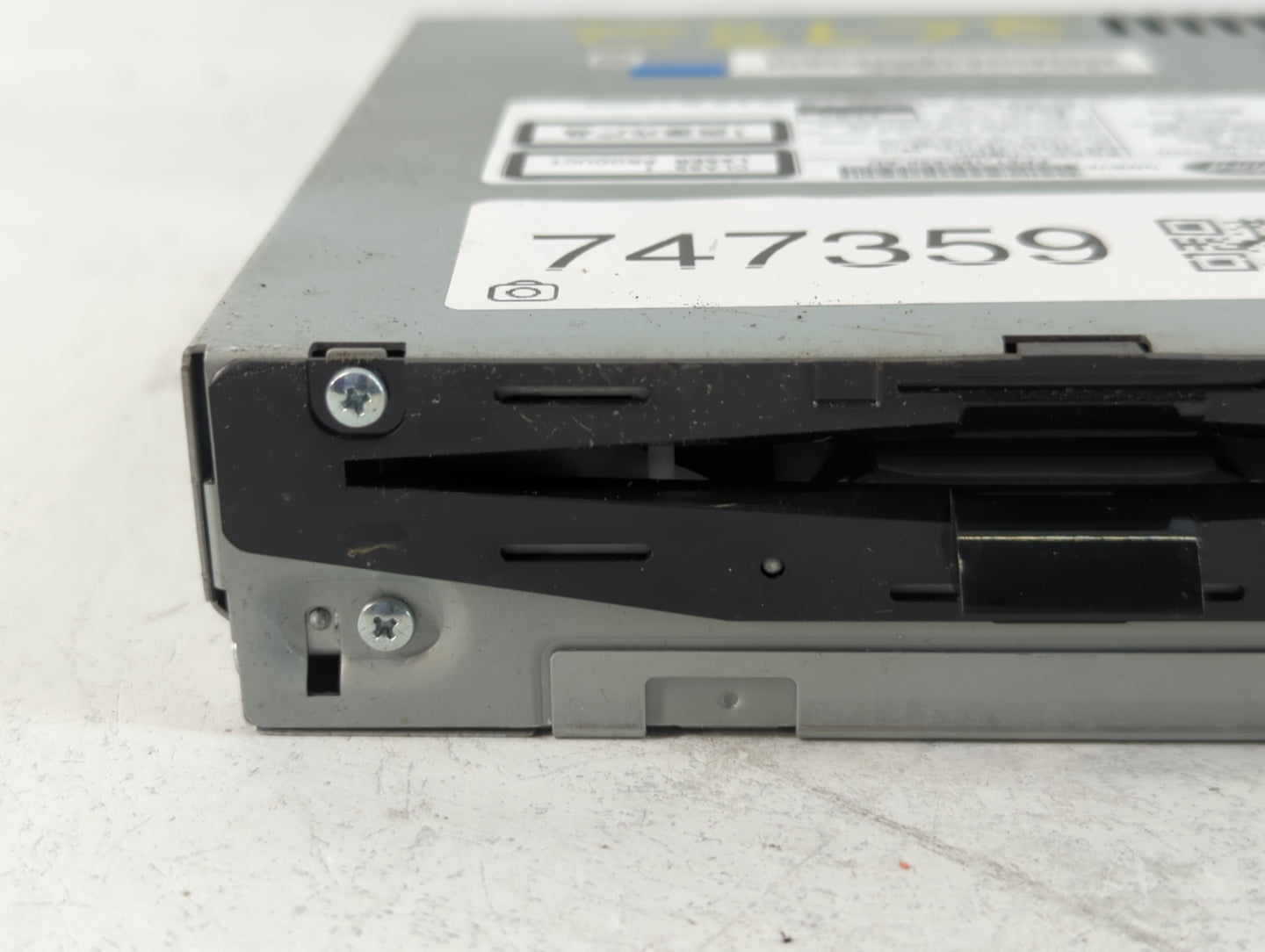 2020 Lincoln Mkz Radio AM FM Cd Player Receiver Replacement P/N:FP5T-18C830-AD Fits OEM Used Auto Parts - Oemusedautoparts1.