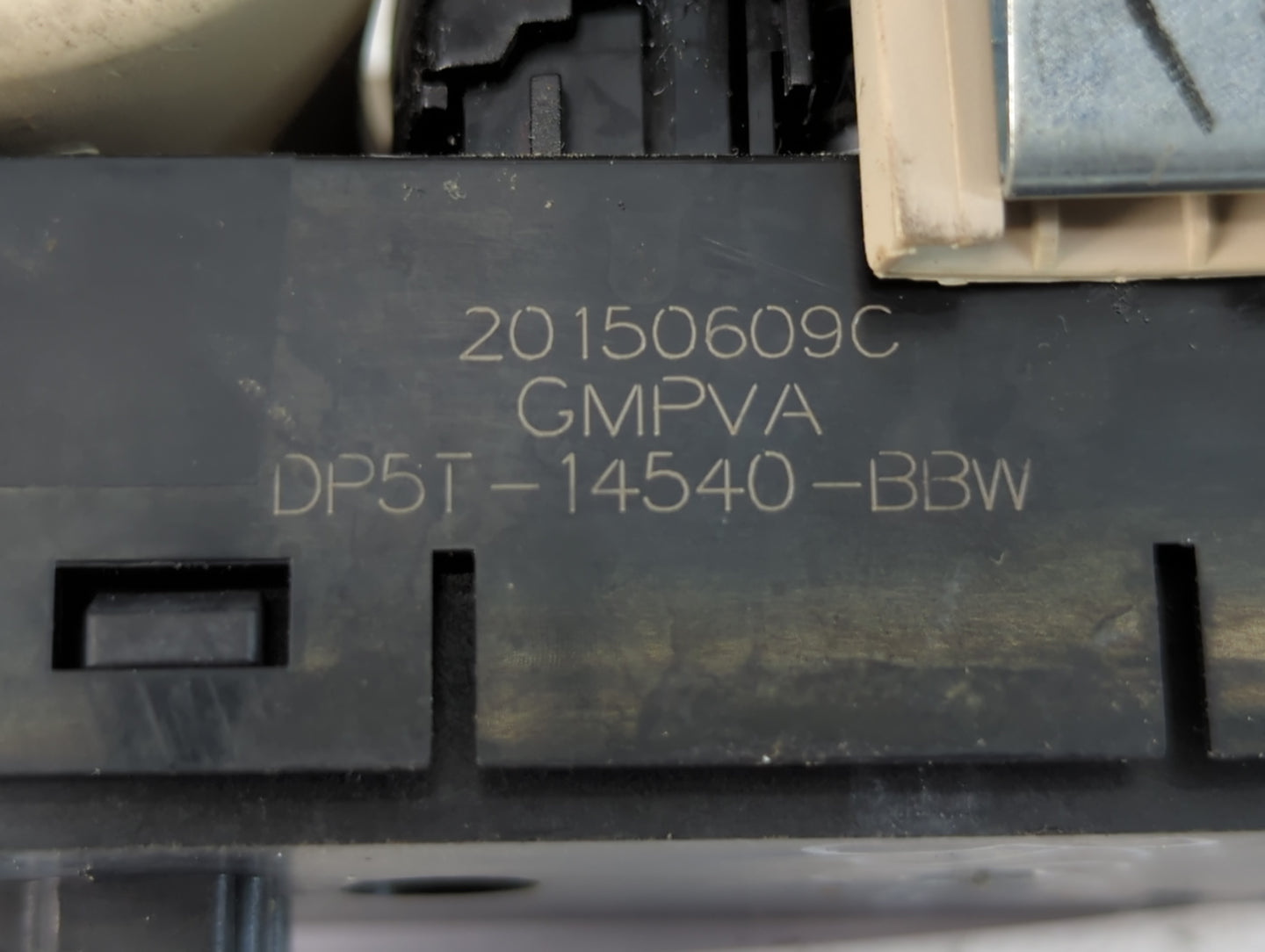 2015-2020 Lincoln Mkz Master Power Window Switch Replacement Driver Side Left P/N:DP5T-14540-BBW Fits OEM Used Auto Parts - 