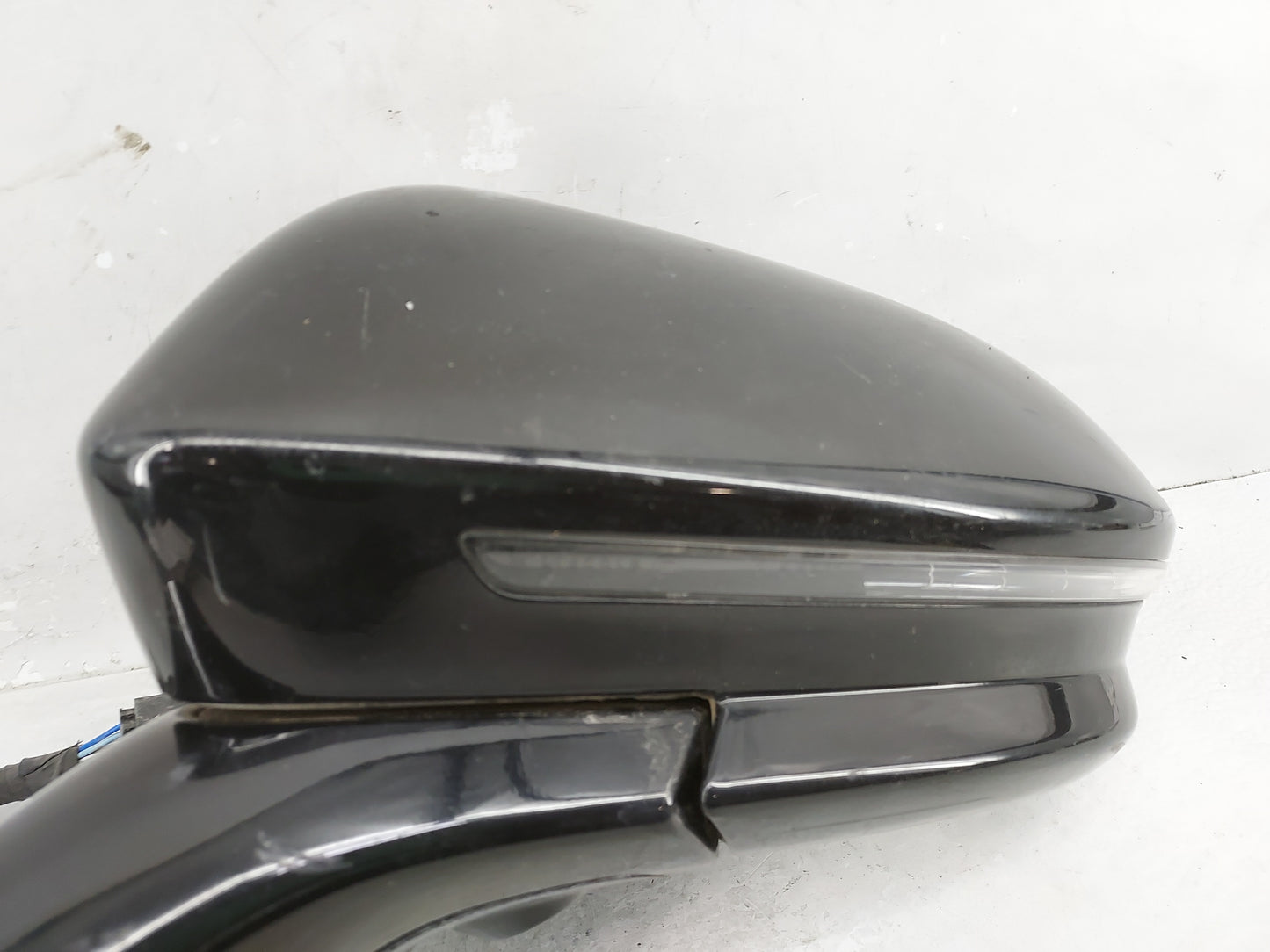 2019-2020 Lincoln Nautilus Driver Side View Mirror - Left Door Mirror OEM Used - Oemusedautoparts1.com