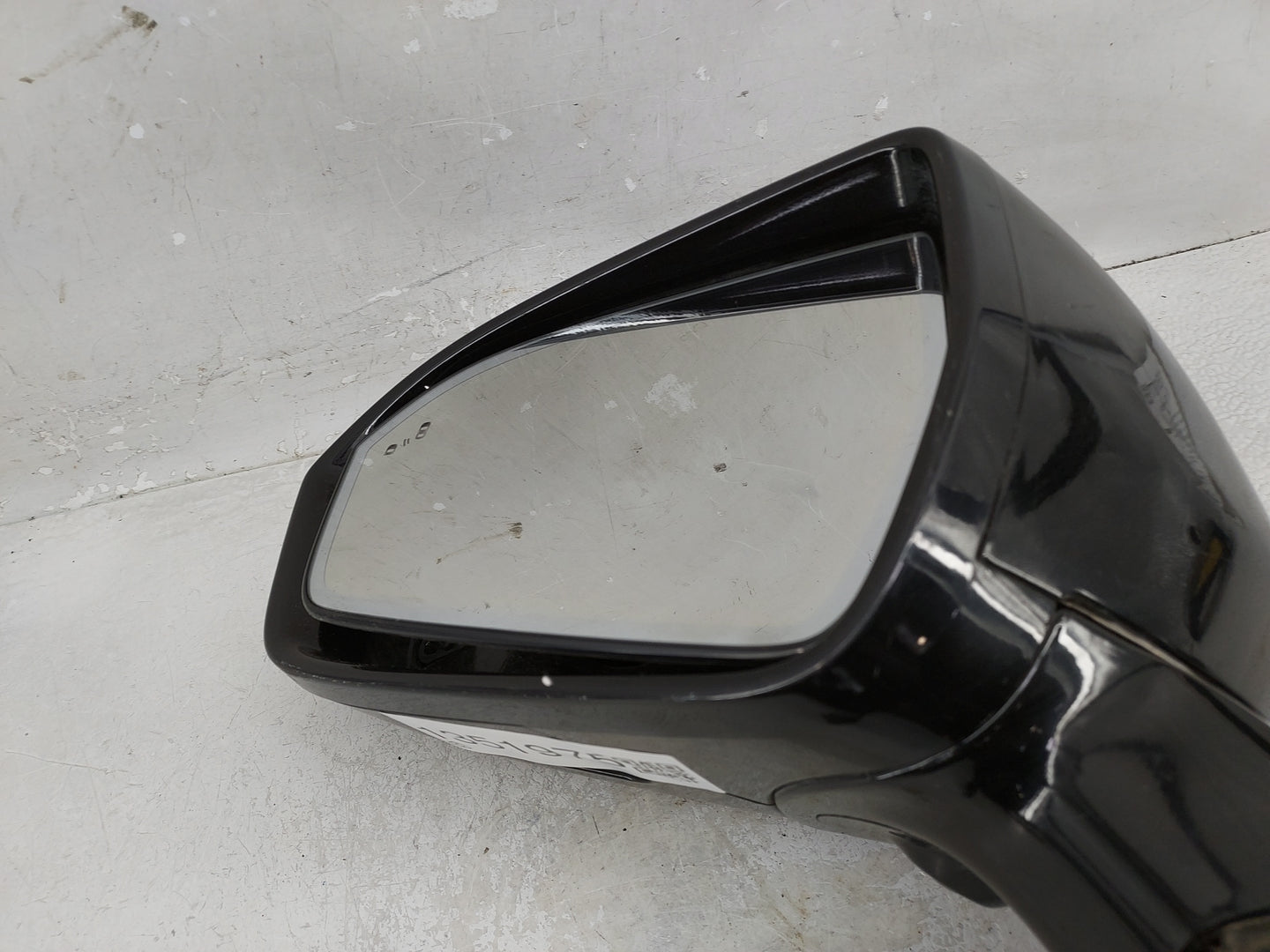 2019-2020 Lincoln Nautilus Driver Side View Mirror - Left Door Mirror OEM Used - Oemusedautoparts1.com