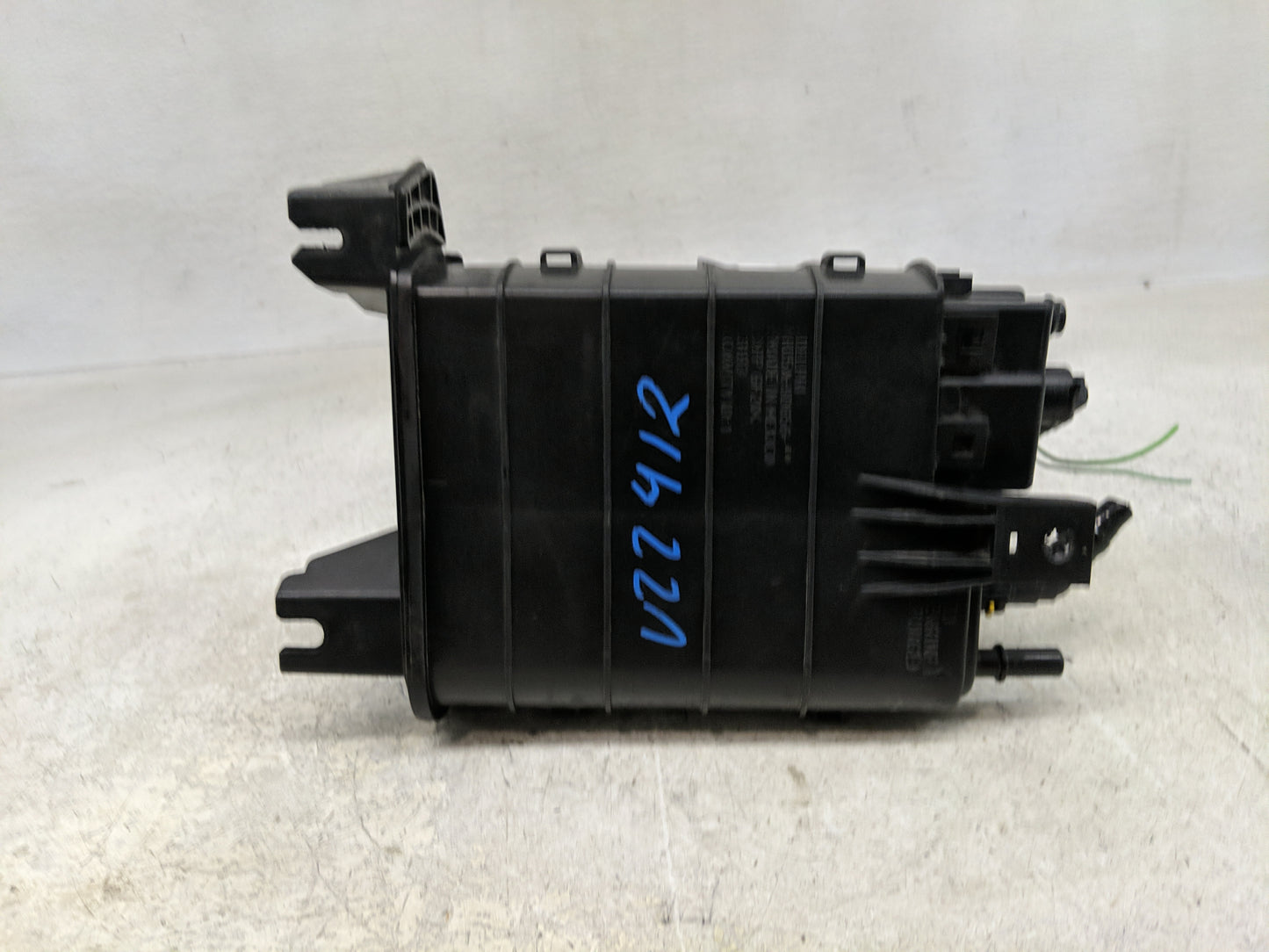 2020 Lincoln Nautilus Fuel Vapor Charcoal Canister - Oemusedautoparts1.com