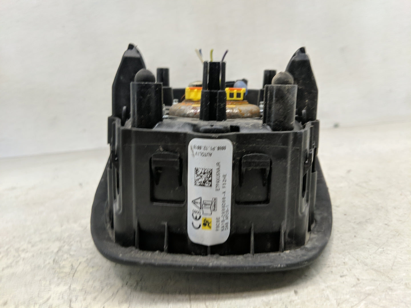 2019-2020 Lincoln Nautilus Air Bag Driver Left Steering Wheel Mounted P/N:KA1B-C699D88-A Fits Fits 2019 2020 OEM Used Auto P