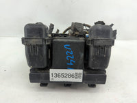 2019-2020 Lincoln Nautilus Fusebox Fuse Box Panel Relay Module P/N:G2GT14A075AA Fits Fits 2019 2020 OEM Used Auto Parts - Oe