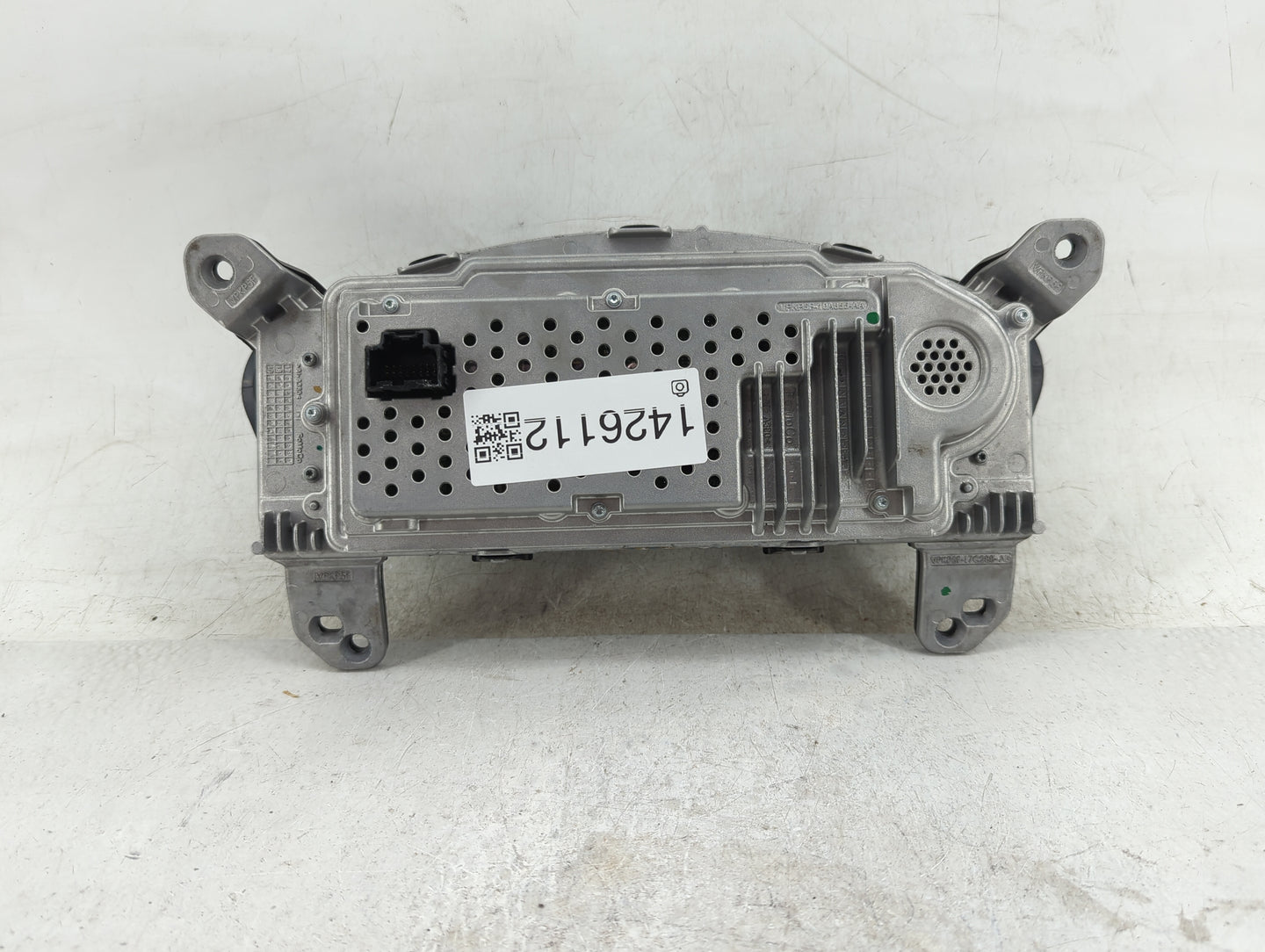2019-2020 Lincoln Nautilus Instrument Cluster Speedometer Gauges P/N:KA1T-10890-A Miles: Fits Fits 2019 2020 OEM Used Auto P