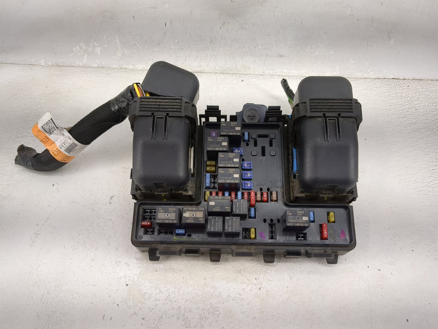 2019-2020 Lincoln Nautilus Fusebox Fuse Box Panel Relay Module P/N:G2GT14A075AA GU5T-14B192-GA, GU5T-14B192-HA Fits Fits 201