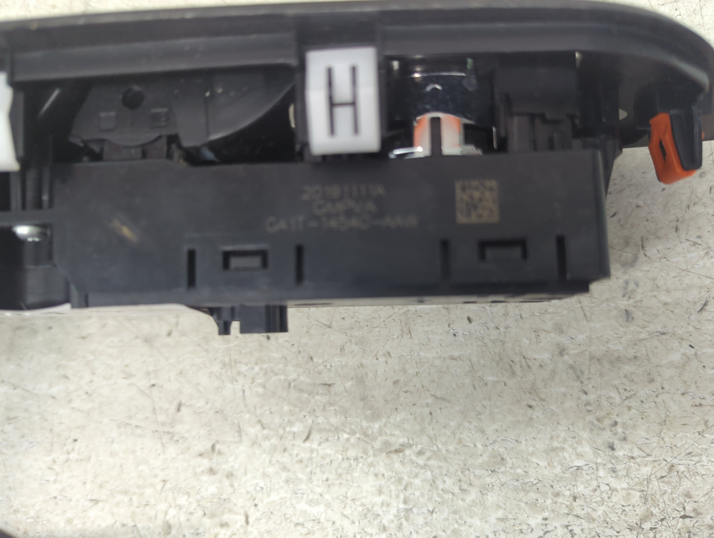 2019-2020 Lincoln Nautilus Master Power Window Switch Replacement Driver Side Left P/N:GA1T-14540-AAB Fits OEM Used Auto Par