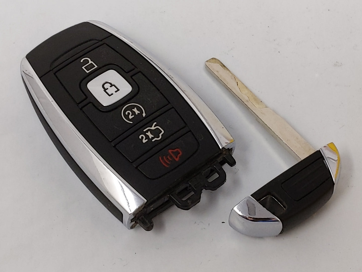2018-2020 Lincoln Navigator Keyless Entry Remote M3n-A2c940780 - Oemusedautoparts1.com