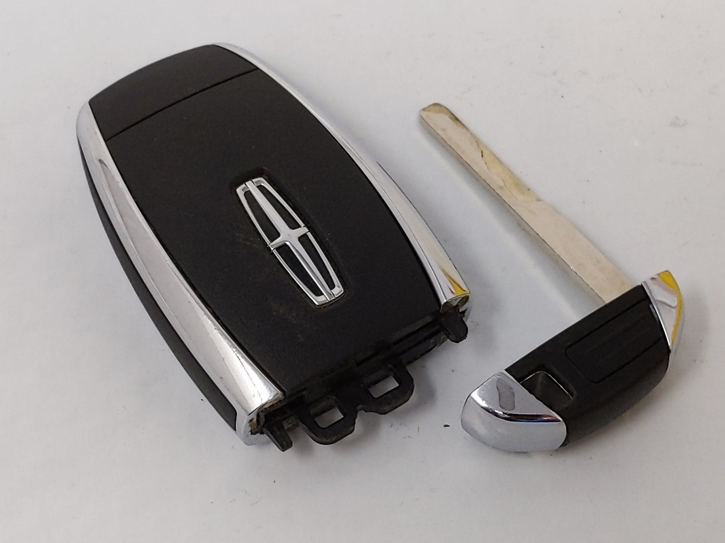 2018-2020 Lincoln Navigator Keyless Entry Remote M3n-A2c940780 - Oemusedautoparts1.com