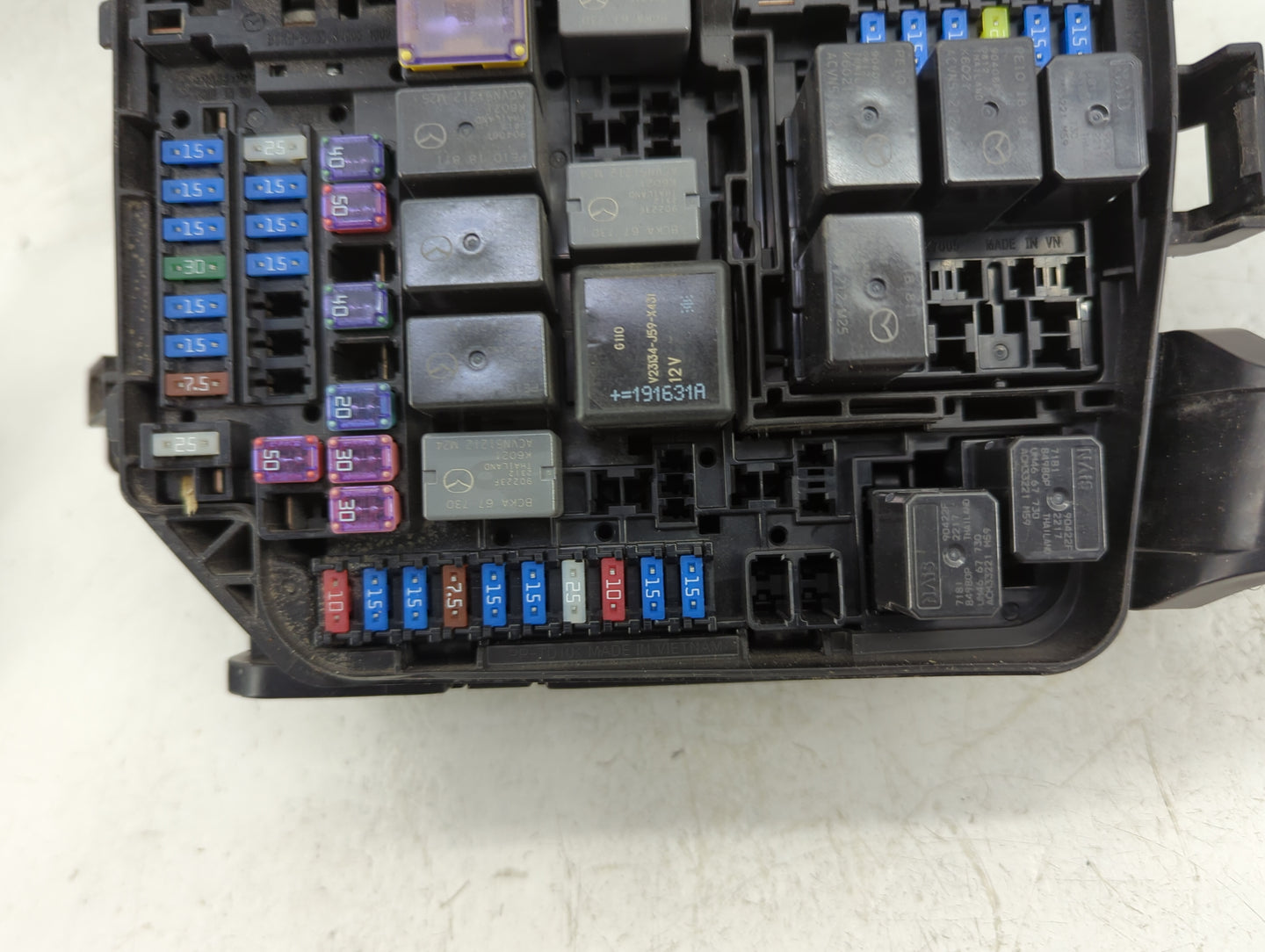 2020 Mazda 3 Fusebox Fuse Box Panel Relay Module P/N:BCKA-66767 Fits Fits 2021 2022 OEM Used Auto Parts - Oemusedautoparts1.