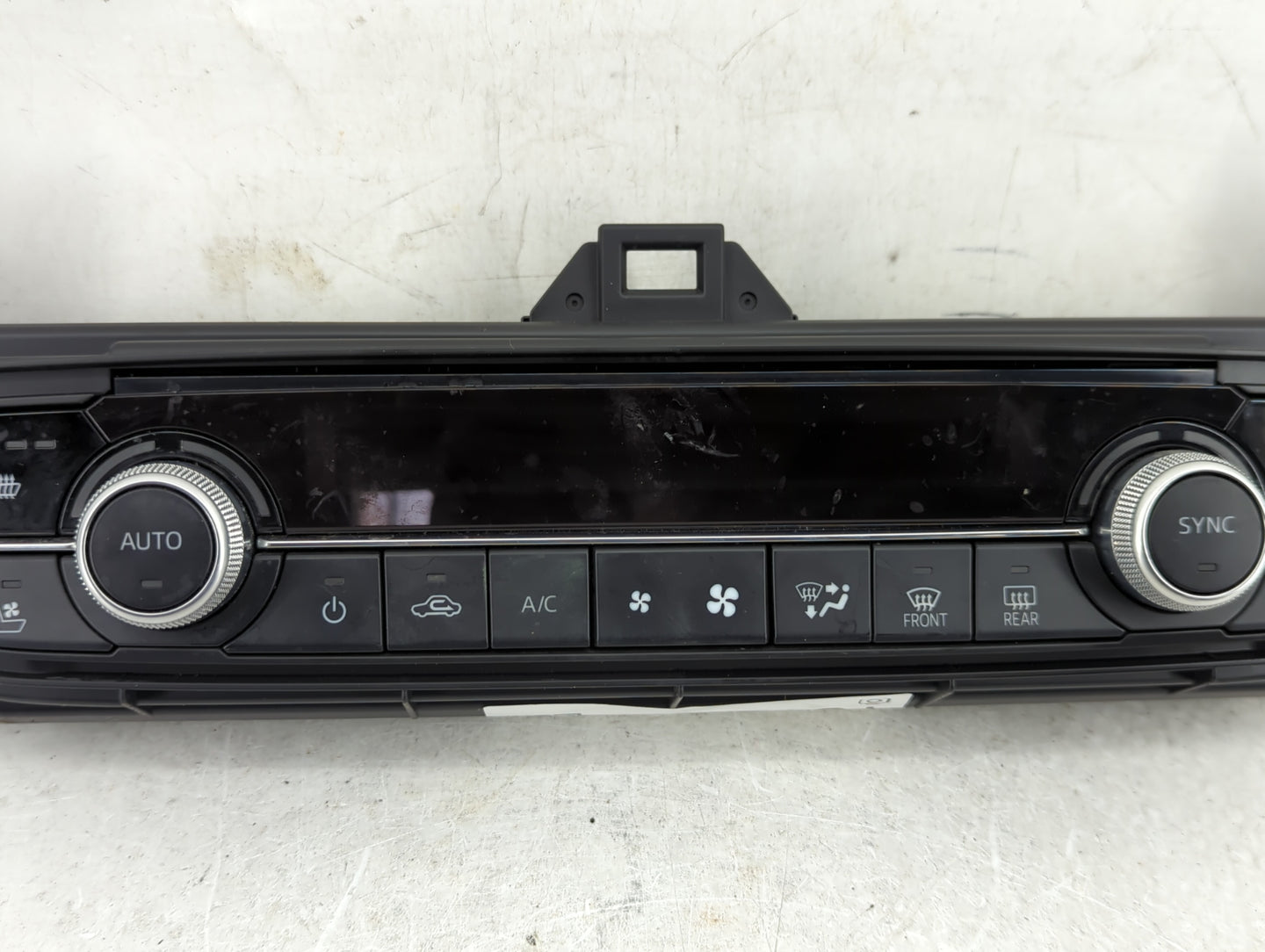 2018-2021 Mazda 6 Climate Control Module Temperature AC/Heater Replacement Fits Fits 2018 2019 2020 2021 OEM Used Auto Parts