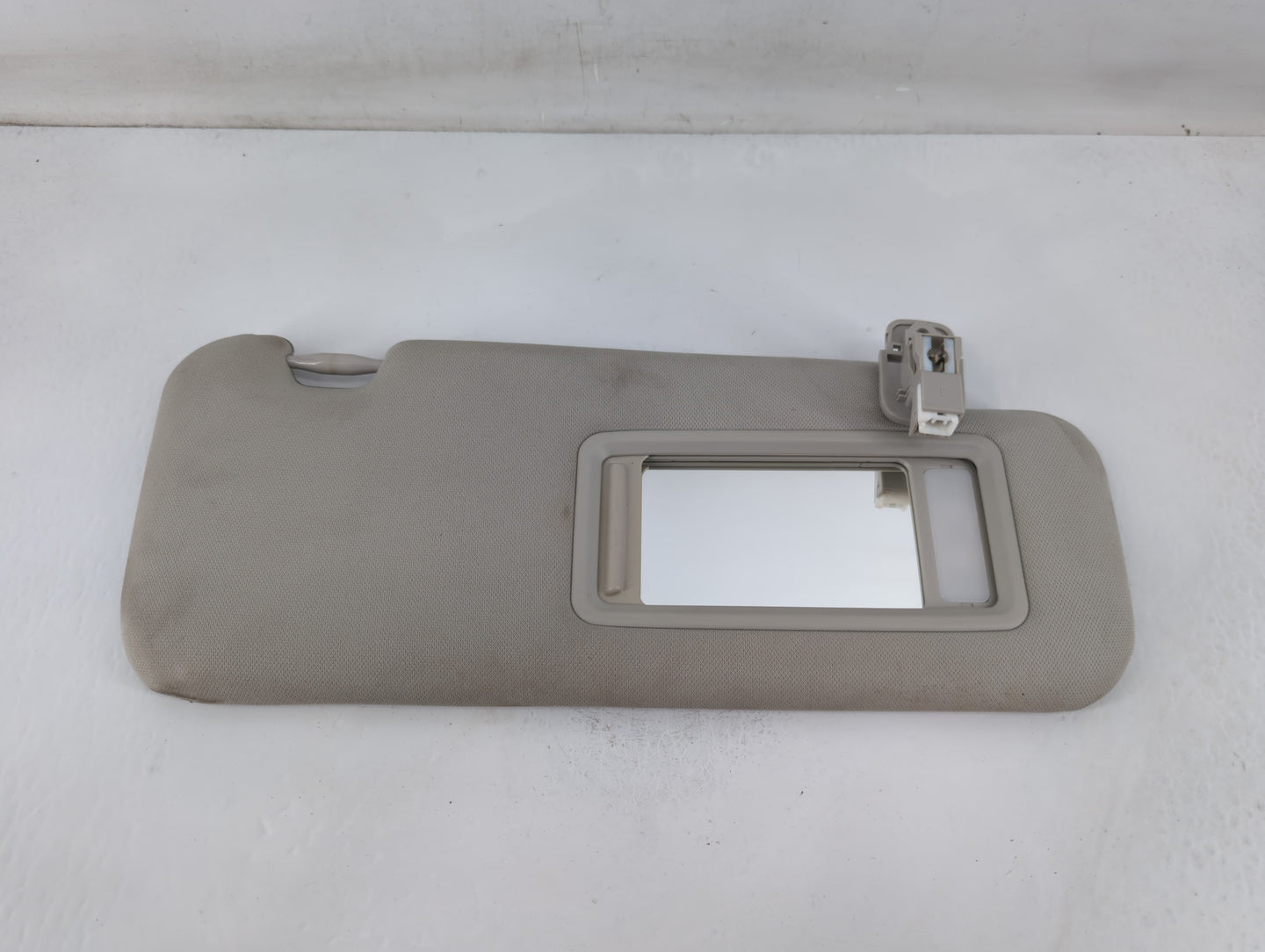 2020-2021 Mazda 6 Sun Visor Shade Replacement Passenger Right Mirror Fits Fits 2020 2021 OEM Used Auto Parts - Oemusedautopa