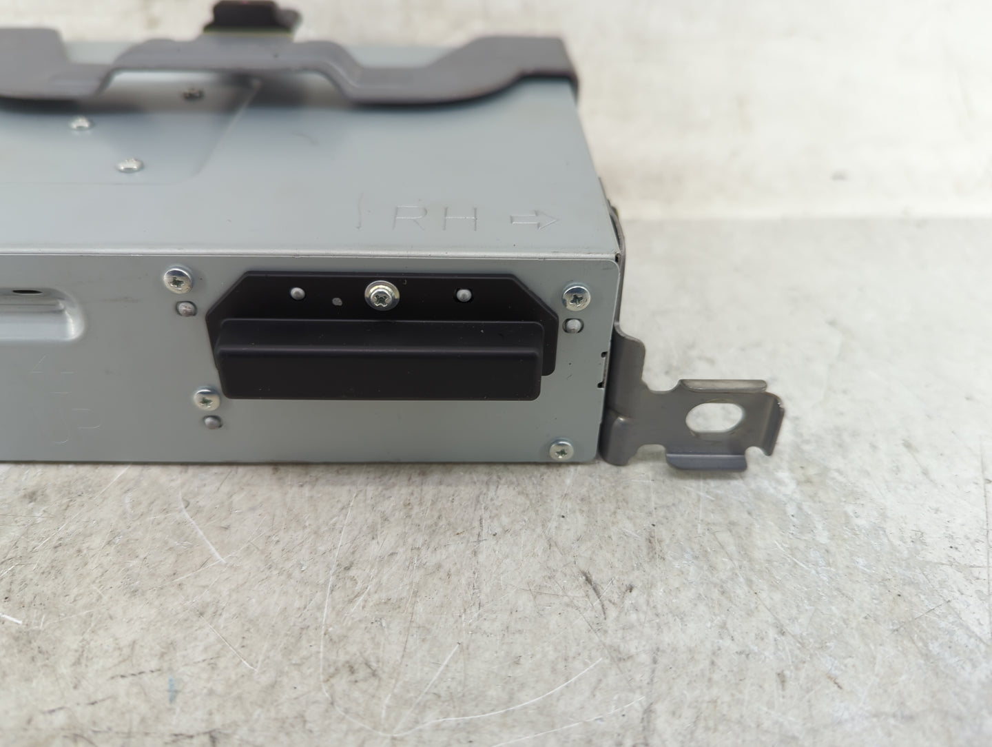 2020-2022 Mazda Cx-30 Radio AM FM Cd Player Receiver Replacement P/N:BGMR669C0D Fits Fits 2019 2020 2021 2022 OEM Used Auto 