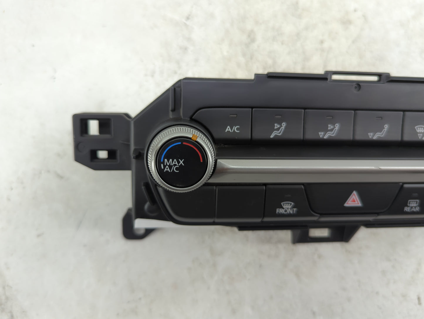 2020 Mazda Cx-30 Climate Control Module Temperature AC/Heater Replacement P/N:BDGF 61 190B BDGF61190B Fits OEM Used Auto Par