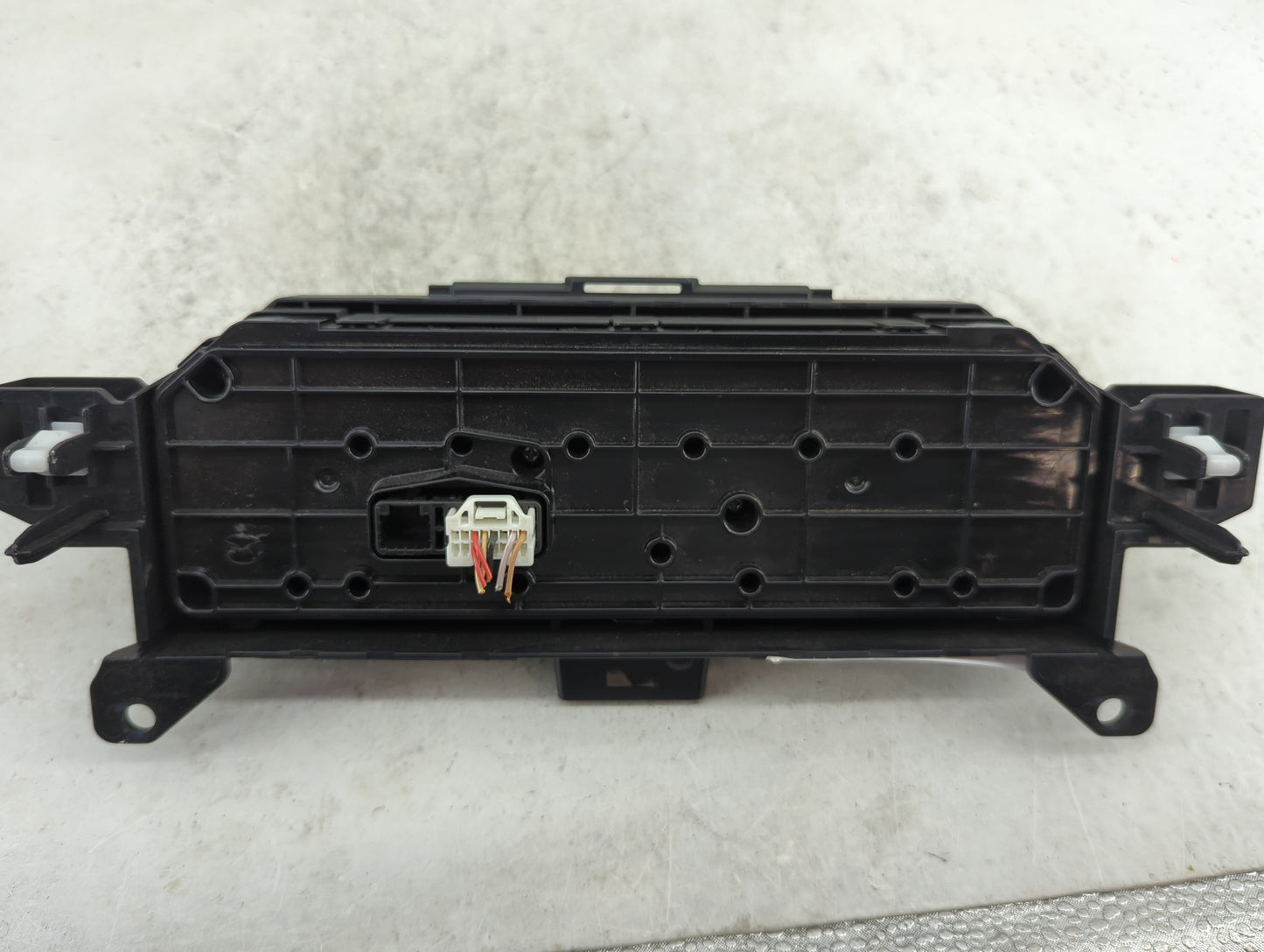 2020 Mazda Cx-30 Climate Control Module Temperature AC/Heater Replacement P/N:BDGF 61 190B BDGF61190B Fits OEM Used Auto Par
