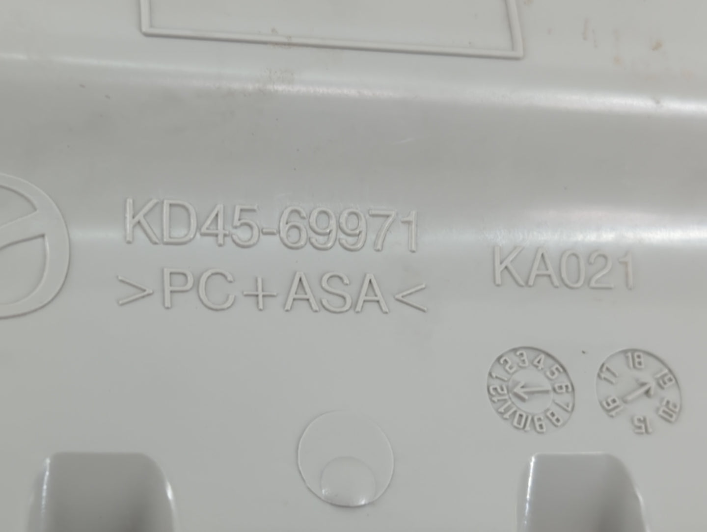2020 Mazda Cx-5 Overhead Roof Console - Oemusedautoparts1.com
