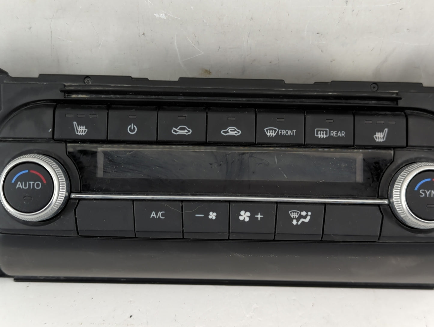 2020 Mazda Cx-5 Climate Control Module Temperature AC/Heater Replacement P/N:KN1B 61190 Fits OEM Used Auto Parts - Oemusedau