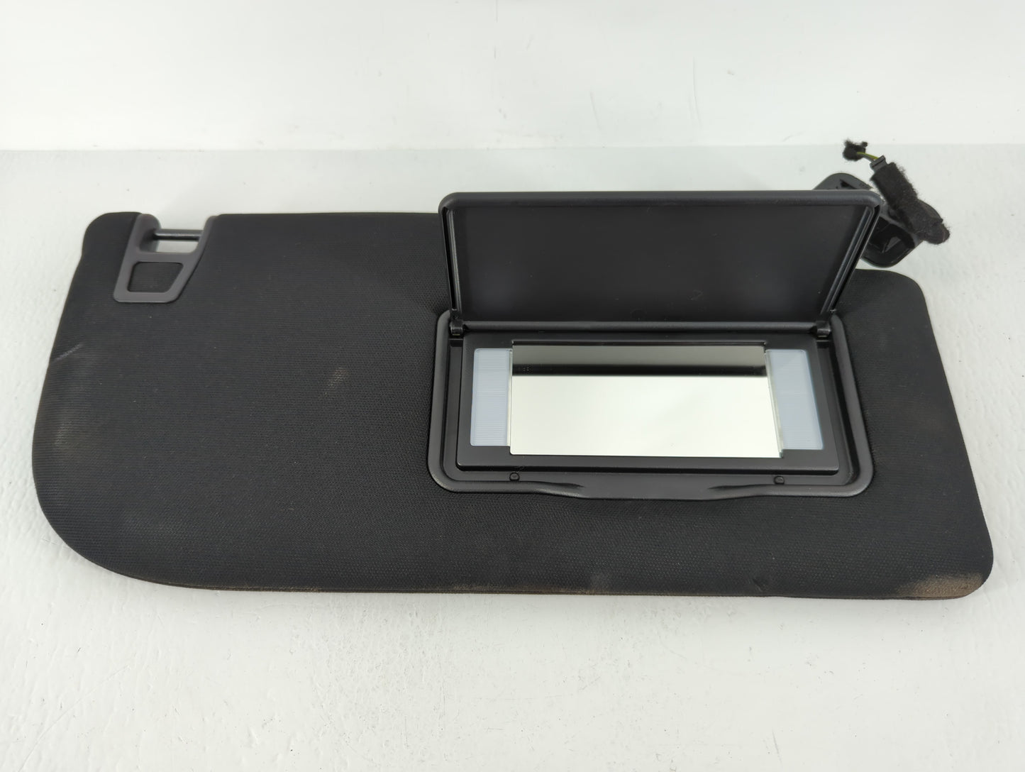 2020 Mazda Cx-5 Sun Visor Shade Replacement Passenger Right Mirror Fits OEM Used Auto Parts - Oemusedautoparts1.com