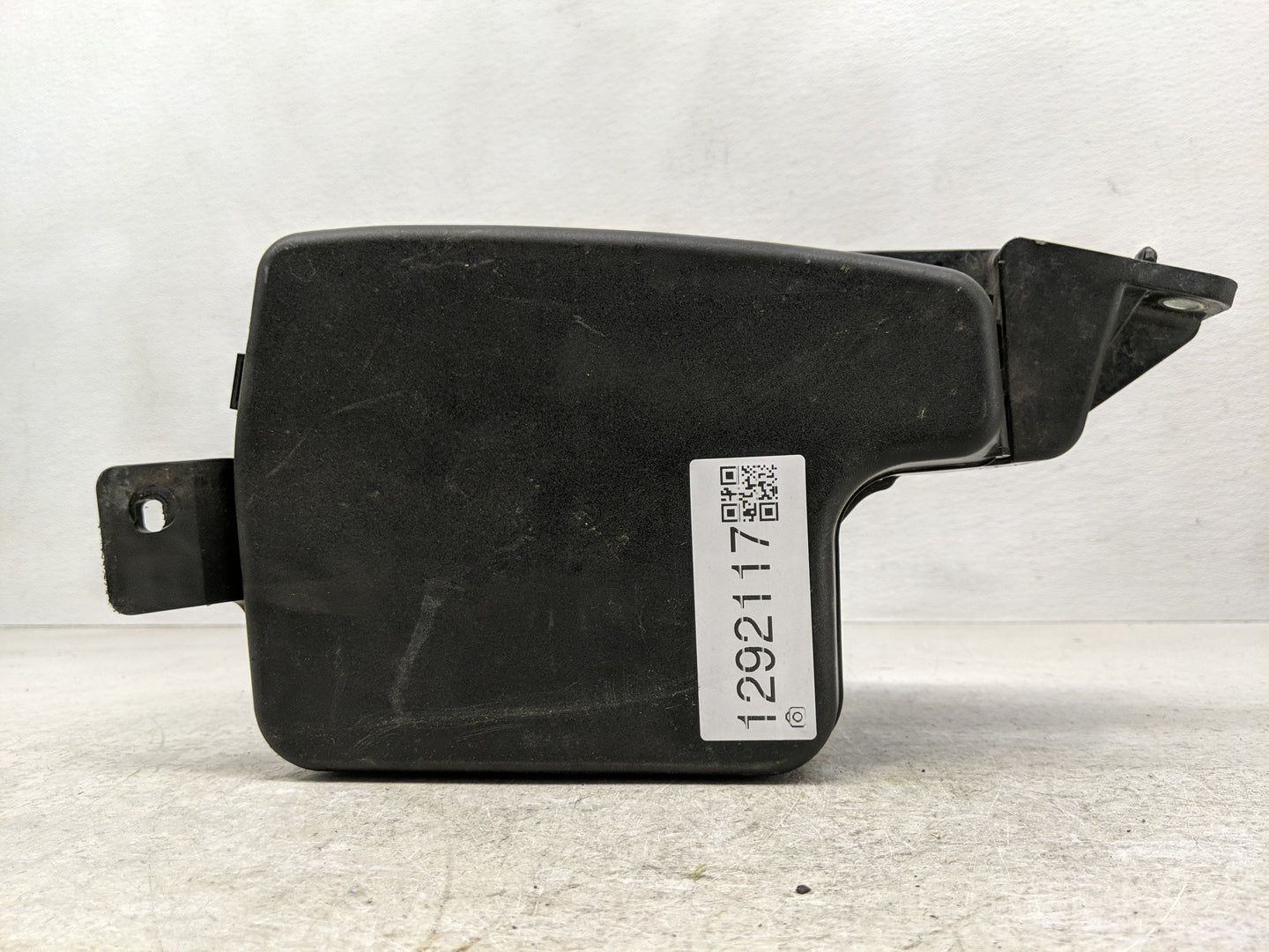 2016-2022 Mazda Cx-9 Fusebox Fuse Box Panel Relay Module P/N:TK48 6676Y Fits Fits 2016 2017 2018 2019 2020 2021 2022 OEM Use