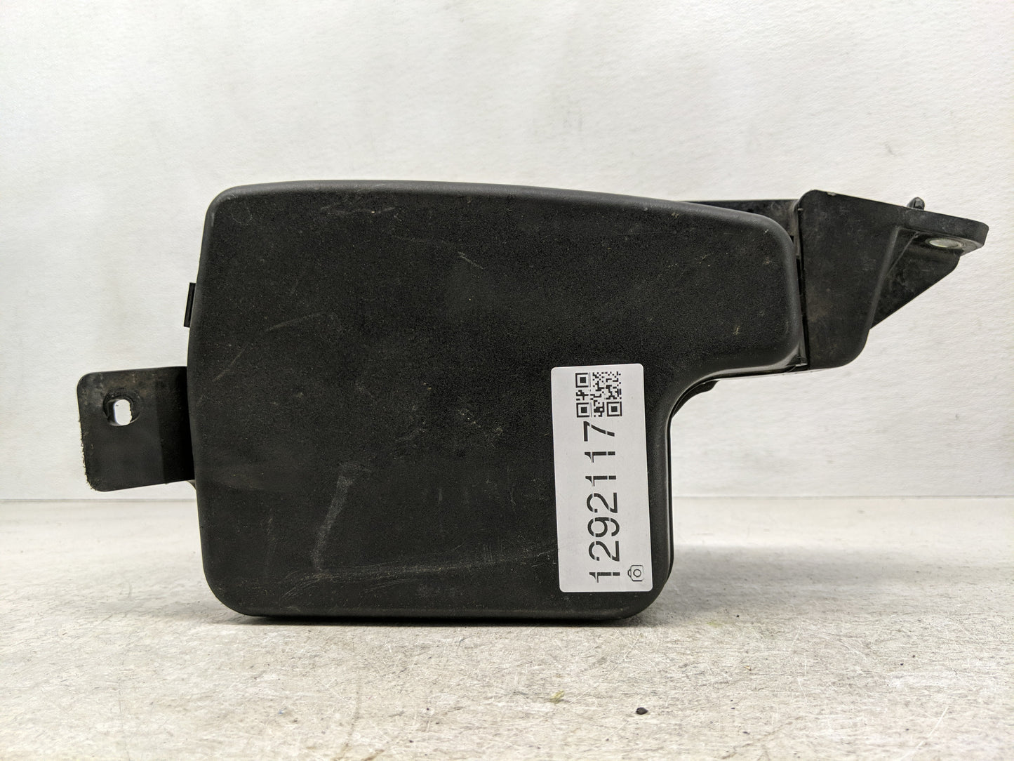2016-2022 Mazda Cx-9 Fusebox Fuse Box Panel Relay Module P/N:TK48 6676Y Fits Fits 2016 2017 2018 2019 2020 2021 2022 OEM Use