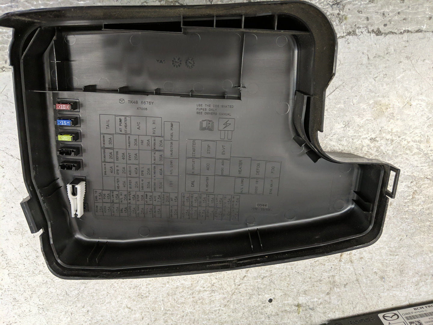2016-2022 Mazda Cx-9 Fusebox Fuse Box Panel Relay Module P/N:TK48 6676Y Fits Fits 2016 2017 2018 2019 2020 2021 2022 OEM Use