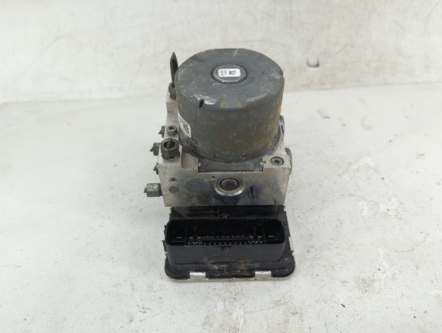 2020 Mazda Mazda3 ABS Pump Control Module Replacement P/N:BCKA437A0B 06.2102-6069.4 Fits Fits 2019 2021 2022 OEM Used Auto P