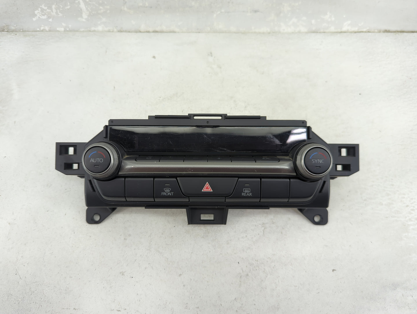 2020 Mazda Mazda3 Climate Control Module Temperature AC/Heater Replacement Fits Fits 2019 2021 2022 OEM Used Auto Parts - Oe