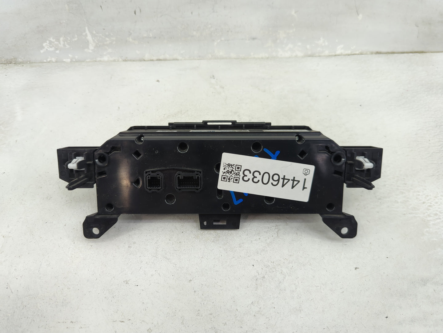 2020 Mazda Mazda3 Climate Control Module Temperature AC/Heater Replacement Fits Fits 2019 2021 2022 OEM Used Auto Parts - Oe