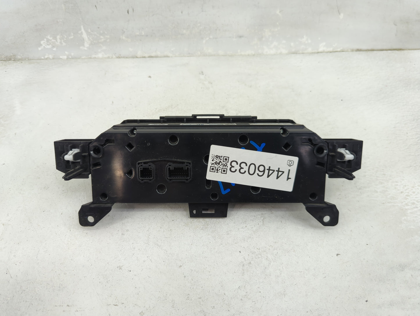 2020 Mazda Mazda3 Climate Control Module Temperature AC/Heater Replacement Fits Fits 2019 2021 2022 OEM Used Auto Parts - Oe