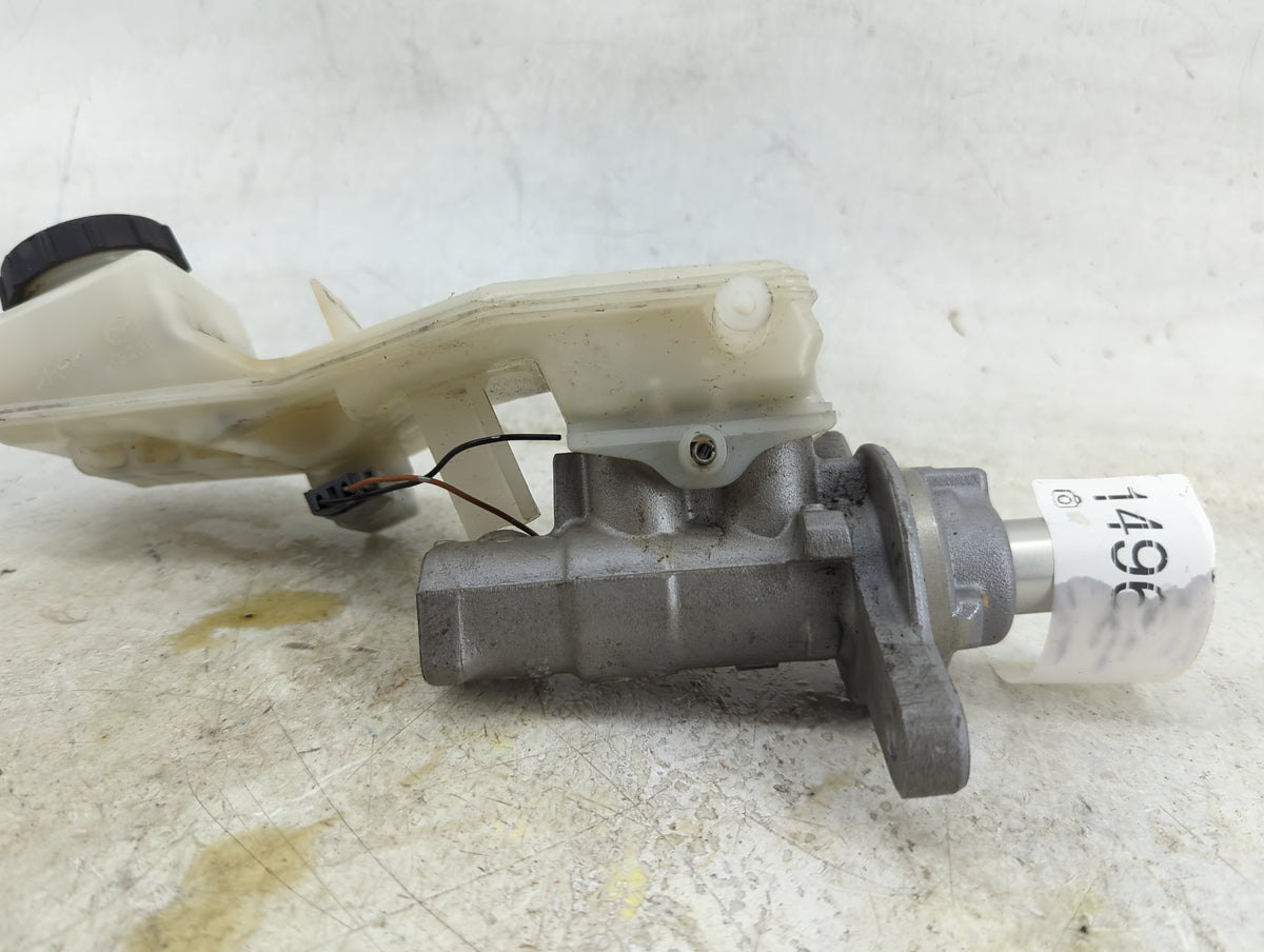 Mazda Mazda3 Brake Master Cylinder 1496679 - Oemusedautoparts1.com