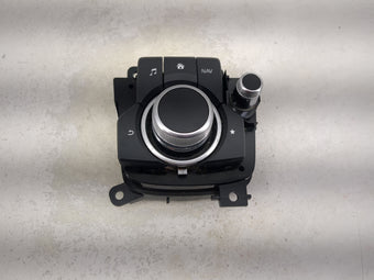 compare product Mazda Mazda6 Radio Control Panel 1472870