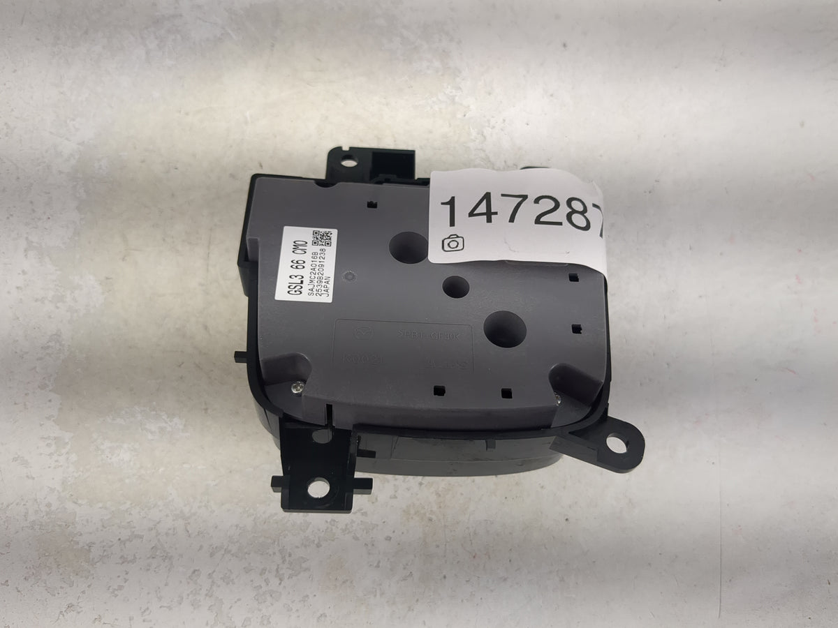 Mazda Mazda6 Radio Control Panel 1472870 - Oemusedautoparts1.com