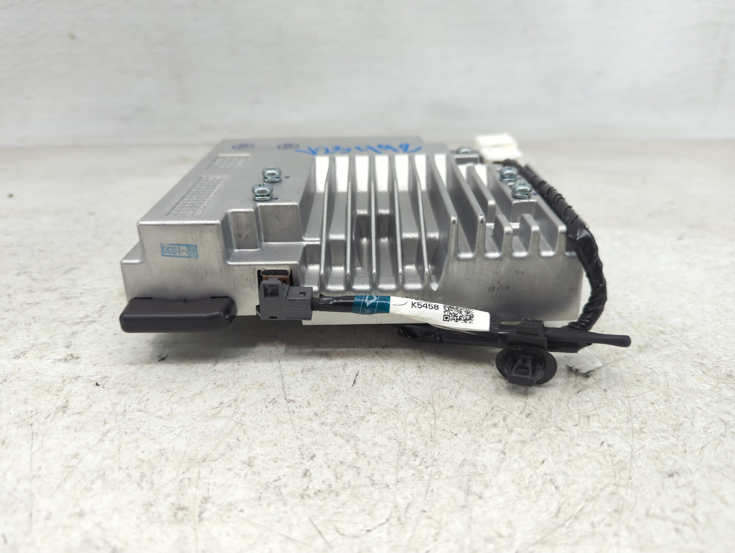 2020 Mazda Miata Radio AM FM Cd Player Receiver Replacement P/N:TA0A669C0A Fits Fits 2019 2021 2022 OEM Used Auto Parts - Oe