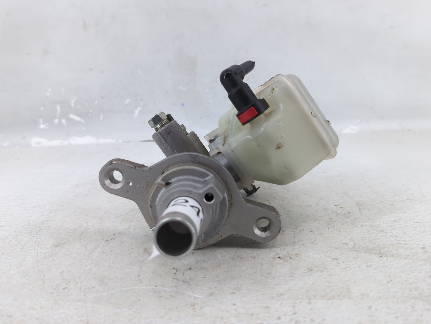 Mazda Miata Brake Master Cylinder - Oemusedautoparts1.com