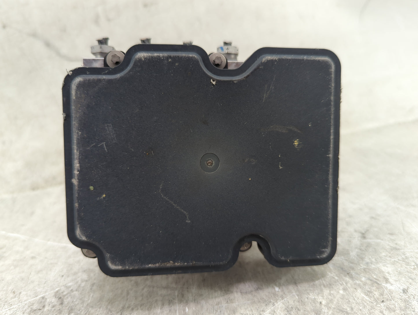2020 Mercedes-Benz A-Class ABS Pump Control Module Replacement P/N:A1779002305 A1779015809, A1779015104, A1779002306 Fits OE