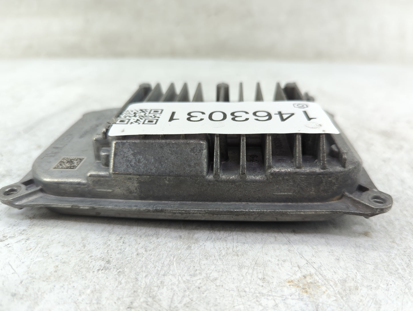 2020 Mercedes-benz A-class Headlight Ballast Head Light - Oemusedautoparts1.com