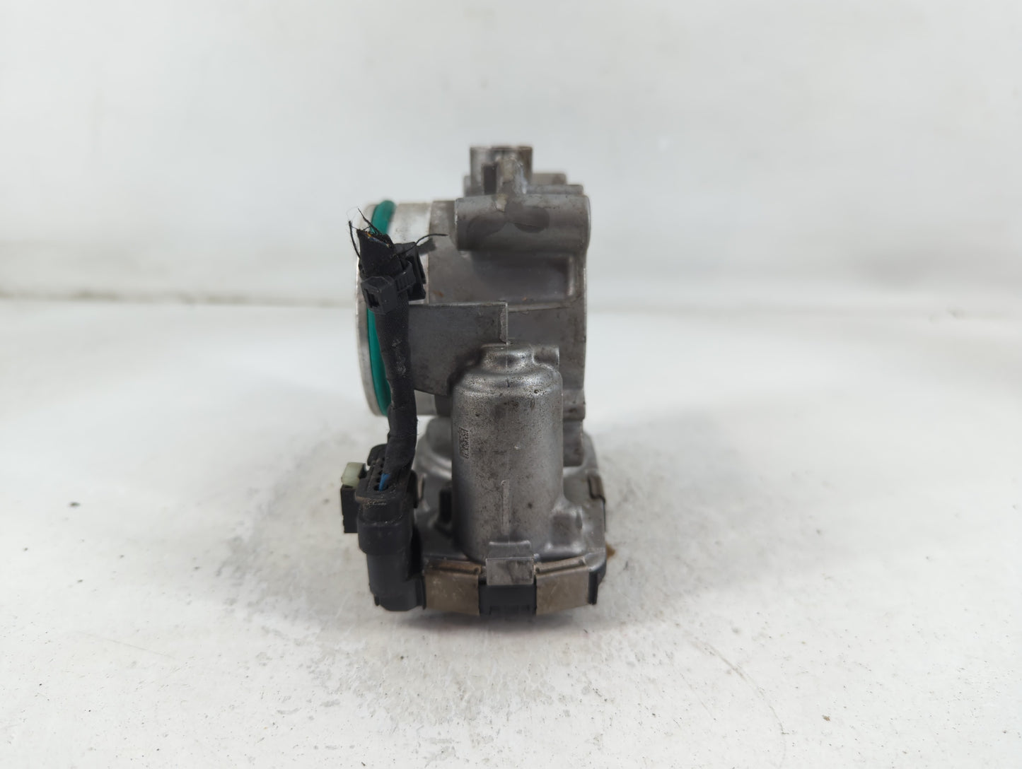 2020-2022 Mercedes-Benz A220 Throttle Body P/N:A 264 141 00 00 Fits Fits 2020 2021 2022 OEM Used Auto Parts - Oemusedautopar