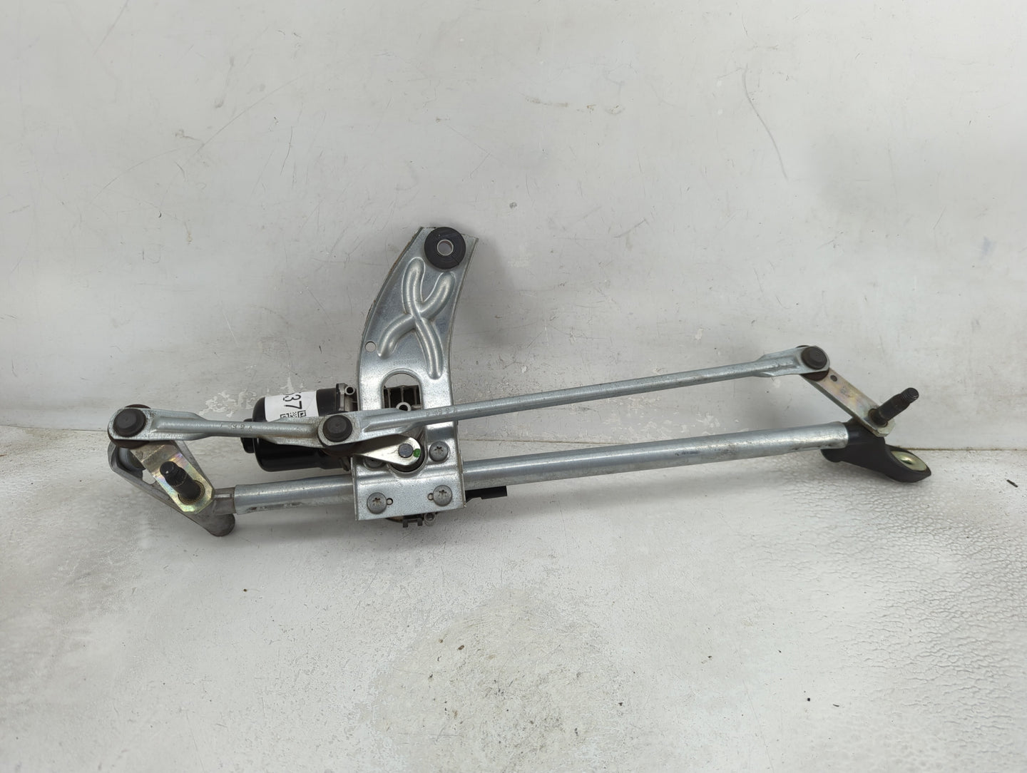 2020 Mercedes-Benz A35 Amg Front Windshield Wiper Motor Fits Fits 2021 OEM Used Auto Parts - Oemusedautoparts1.com