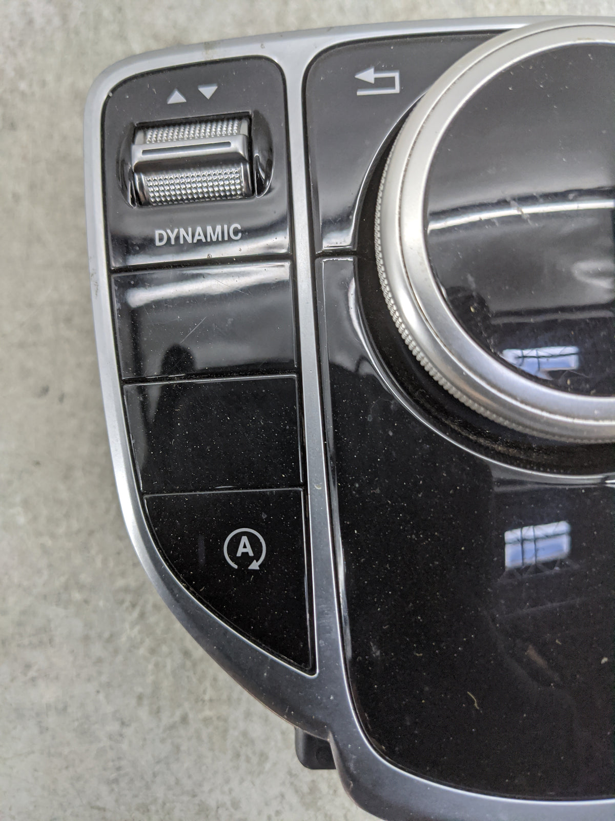 2020 Mercedes-Benz C-Class Radio AM FM Cd Player Receiver Replacement P/N:A2059003744 A2139016502, A2139025920, A2059056307 