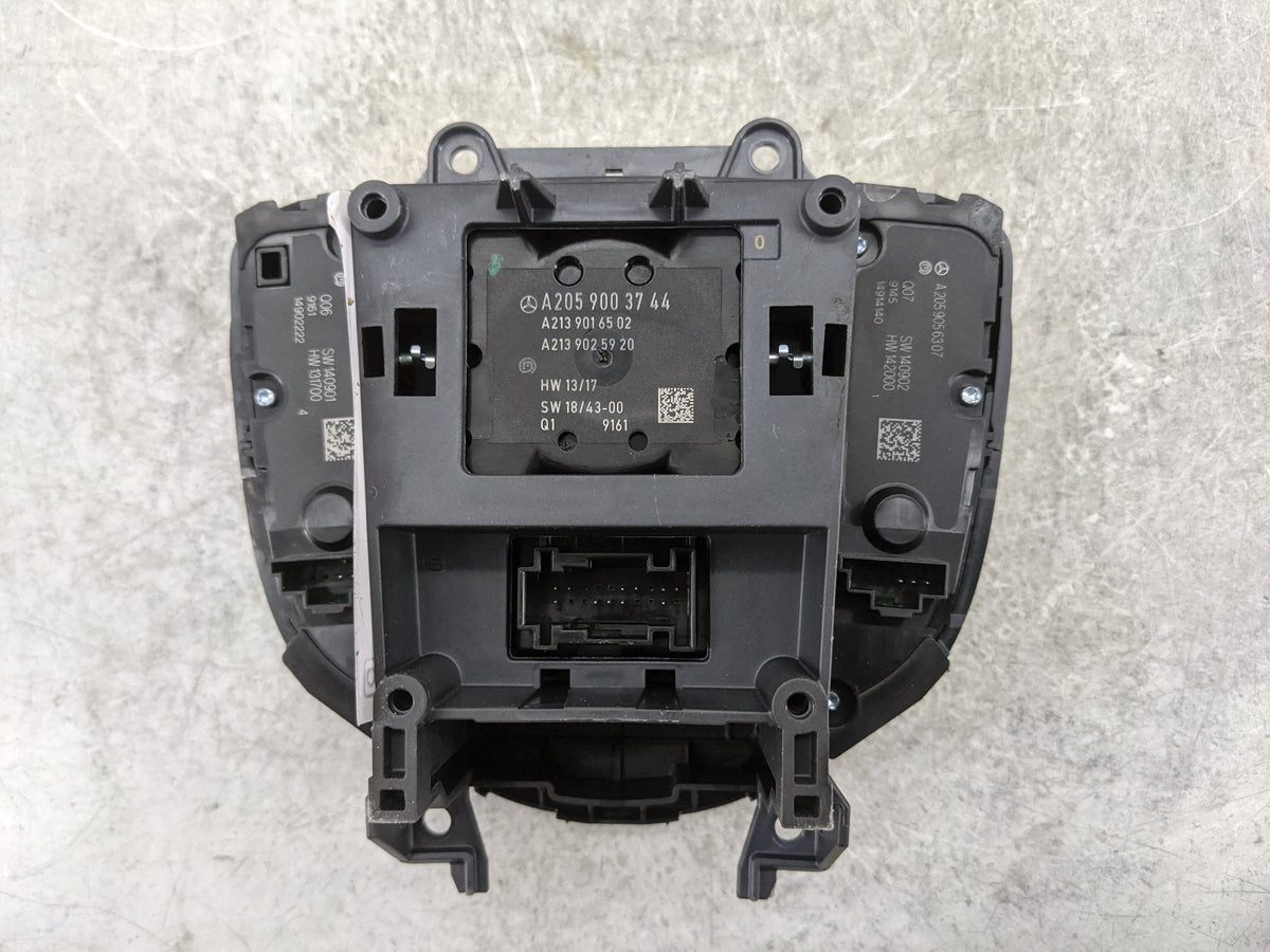 2020 Mercedes-Benz C-Class Radio AM FM Cd Player Receiver Replacement P/N:A2059003744 A2139016502, A2139025920, A2059056307 