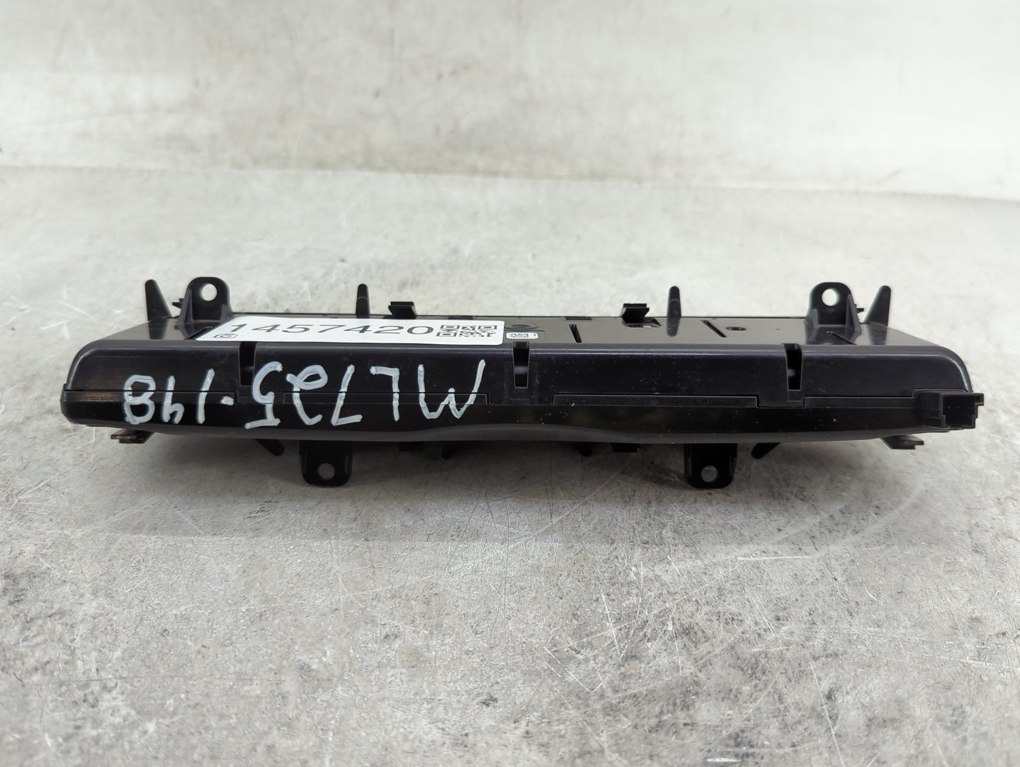 2020-2021 Mercedes-Benz C300 Climate Control Module Temperature AC/Heater Replacement P/N:A 205 905 42 15 Fits Fits 2020 202