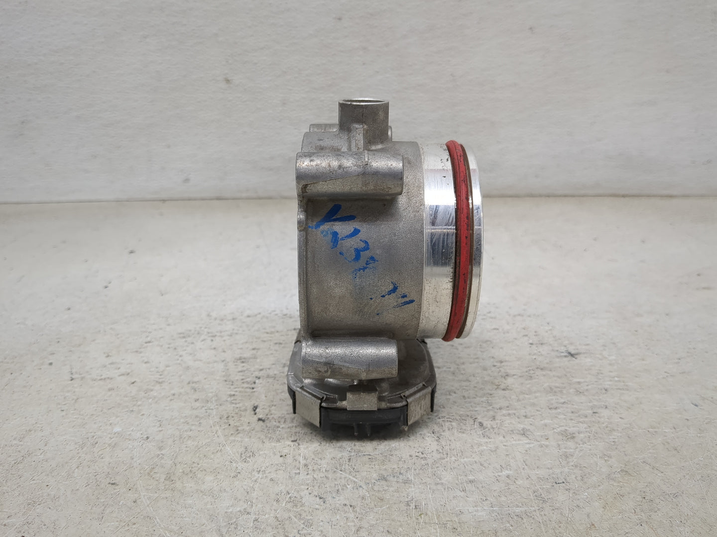 2019-2021 Mercedes-Benz C300 Throttle Body P/N:A 264 141 01 00 2641410100 Fits Fits 2019 2020 2021 2022 OEM Used Auto Parts 