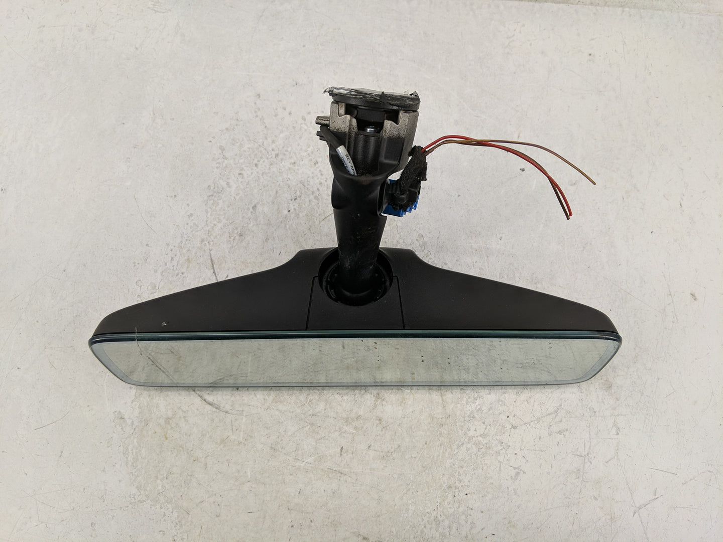 2020 Mercedes-Benz Cla180 Interior Rear View Mirror Replacement OEM P/N:E11048672 Fits OEM Used Auto Parts - Oemusedautopart