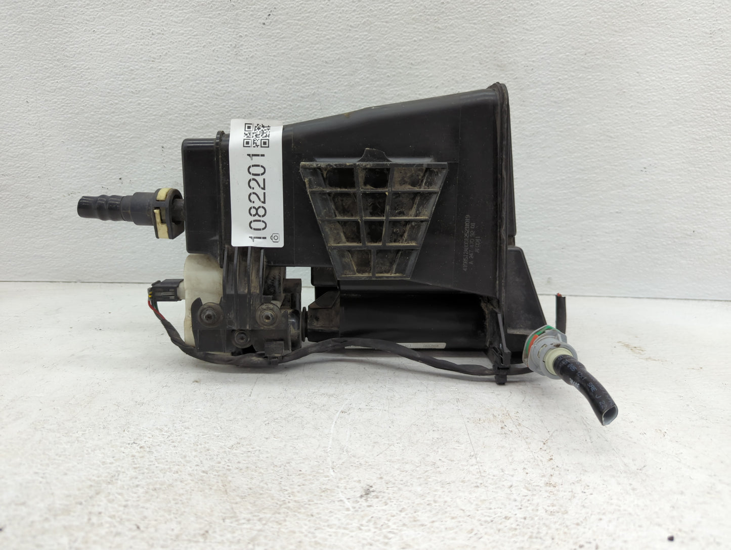 2020 Mercedes-benz Cla250 Fuel Vapor Charcoal Canister - Oemusedautoparts1.com