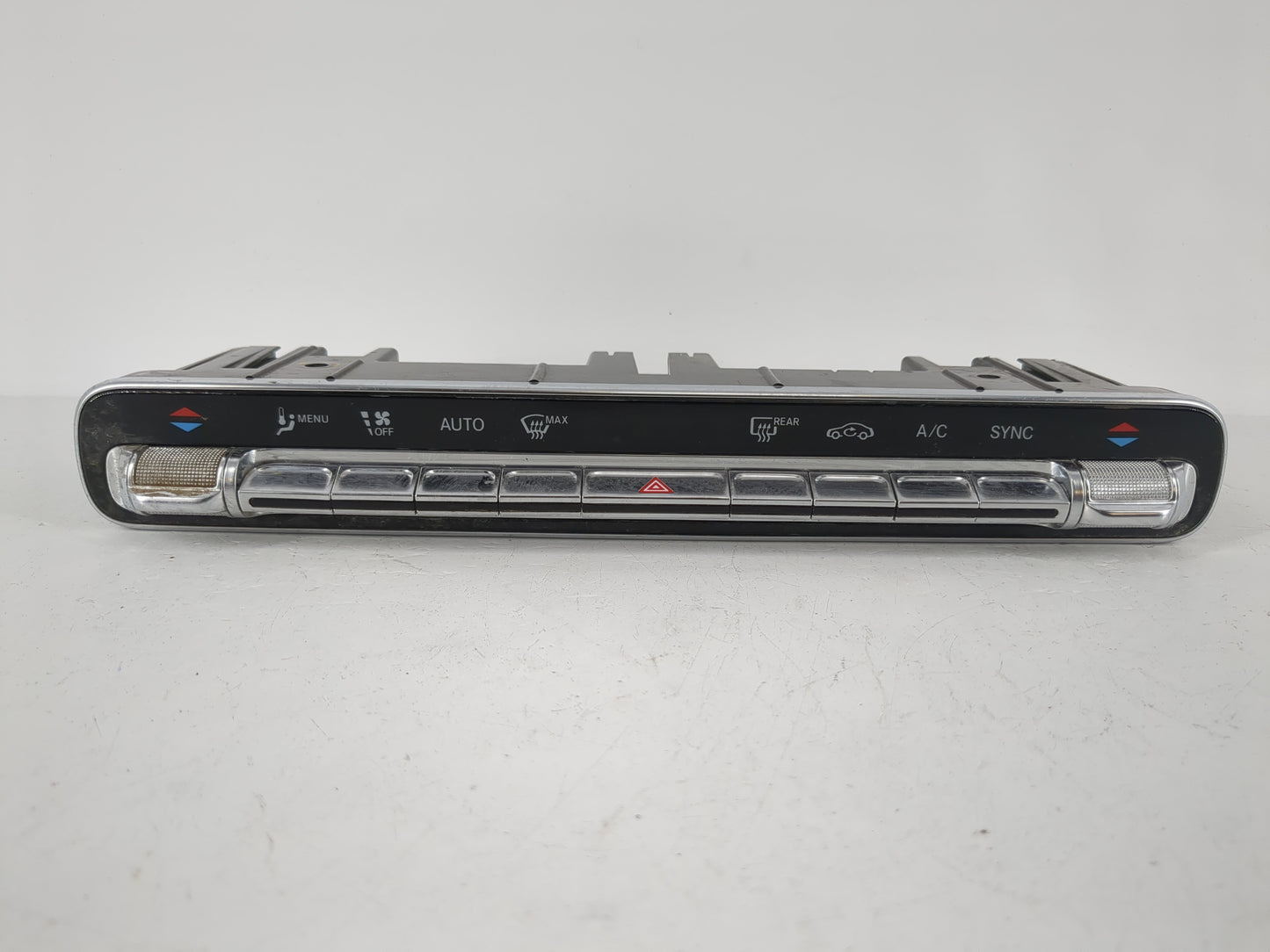 2020-2021 Mercedes-Benz Cla250 Climate Control Module Temperature AC/Heater Replacement P/N:A 247 905 83 02 Fits Fits 2020 2