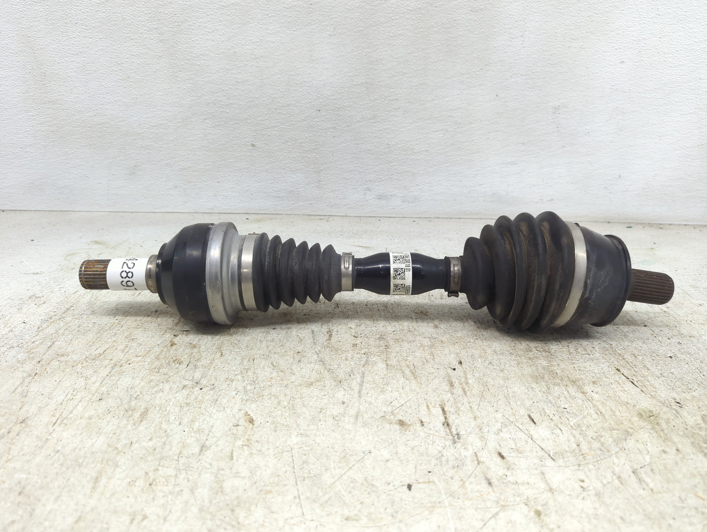 2020-2021 Mercedes-benz Cla250 Axle Shaft Front Driver Cv C/v - Oemusedautoparts1.com