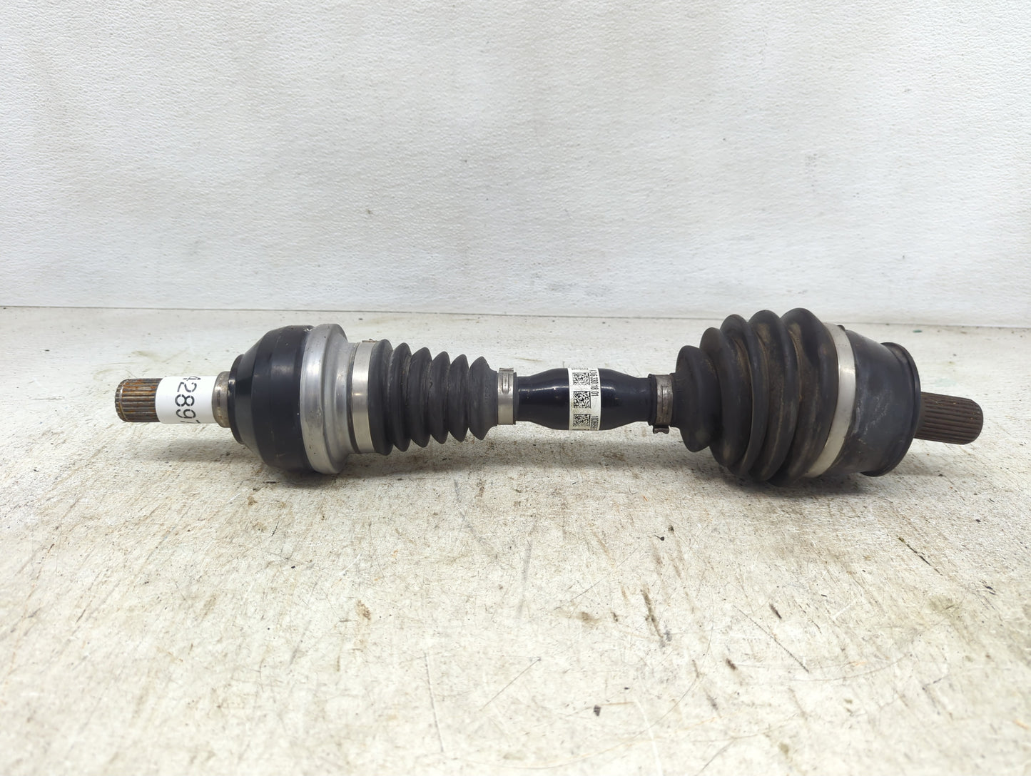 2020-2021 Mercedes-benz Cla250 Axle Shaft Front Driver Cv C/v - Oemusedautoparts1.com